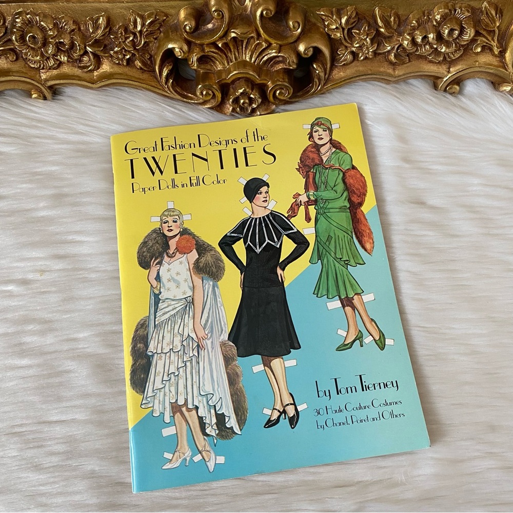 Great Fashion Designs of The Twenties Chanel Poiret Paper Dolls 1983 Book